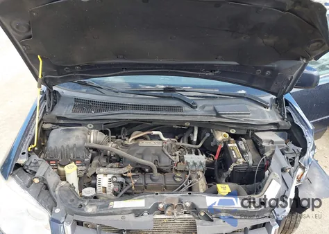 2008 Chrysler Town & Country Touring from USA, damaged, VIN 2A8HR54P38R635253